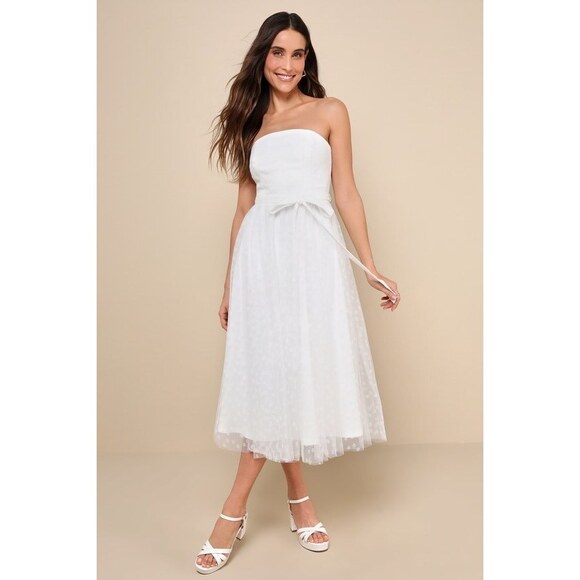 Lulus Dresses & Skirts - Lulus Immaculate Poise White Swiss Dot Strapless Midi Dress - Size S